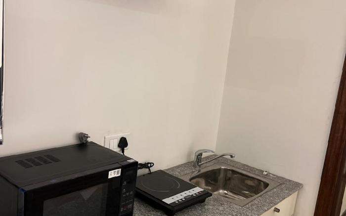 Modern Studio w Private Jacuzzi