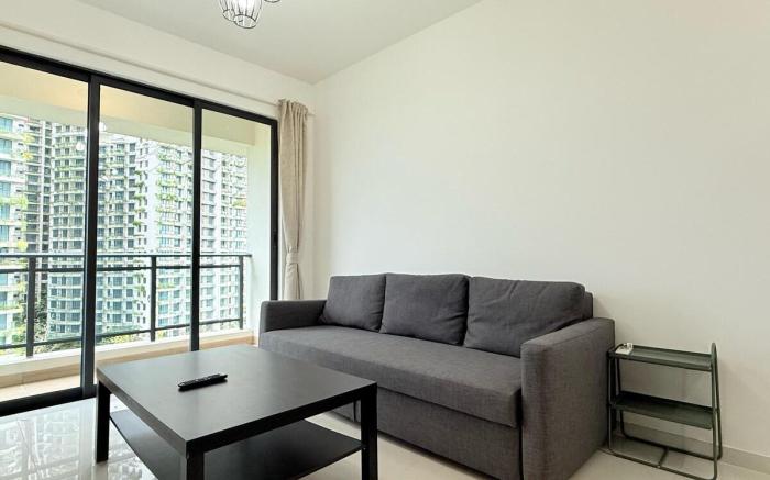 Regalia Park Condo Near Beach