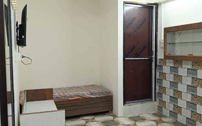 SHRI KRSIHNA INN