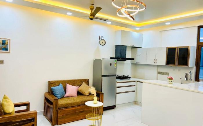 Private Luxury 1 BHK | AC | 2 bath | Brookfield