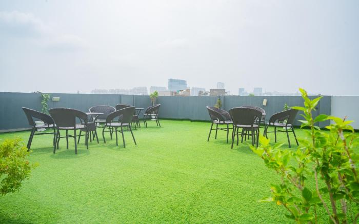 Housr 1RK & 1BHK Apartment Sector 28 Near Galleria Market 