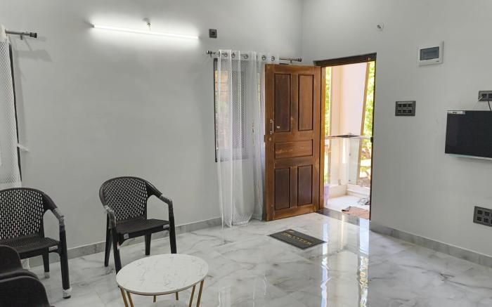 Shri Virajita Home Stay - Twin Bed, 1 BHK AC Room