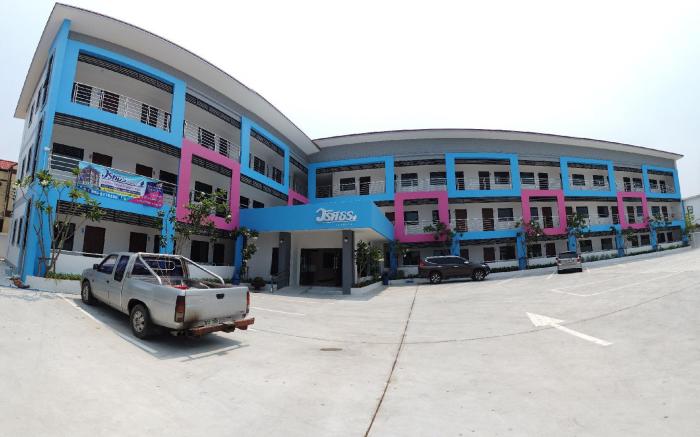 Waritthon Residence