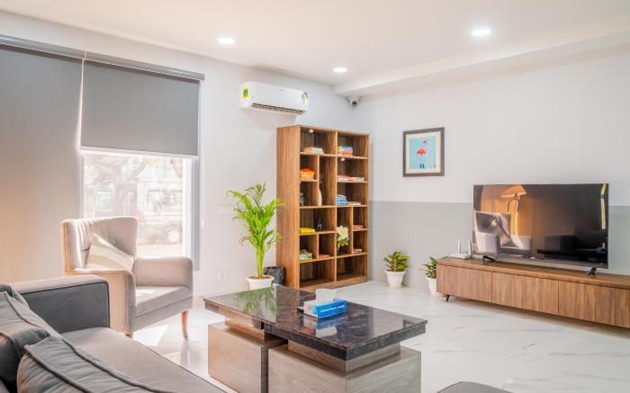 Housr Studio Rooms Sector 30 Gurgaon Near DLF Cybercity 