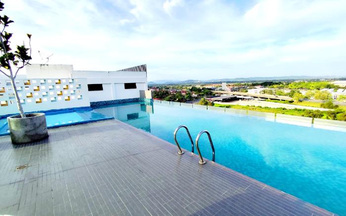 Homestay Swimming Pool Imperio Professional Suite