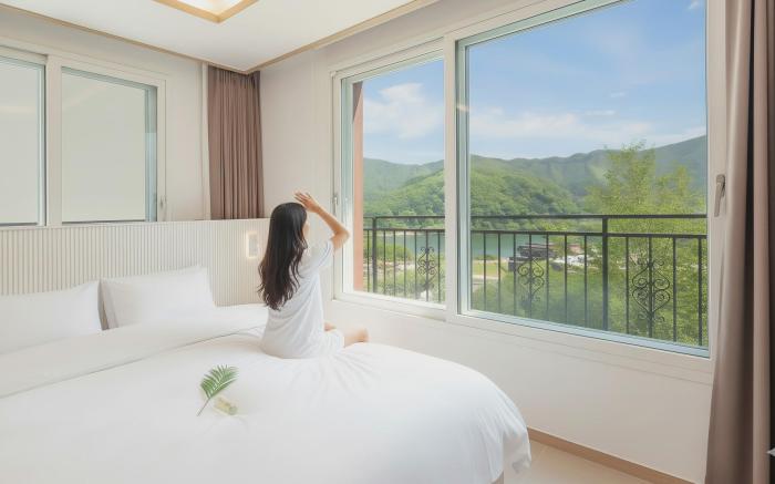 Gapyeong Laonjena Pool Villa