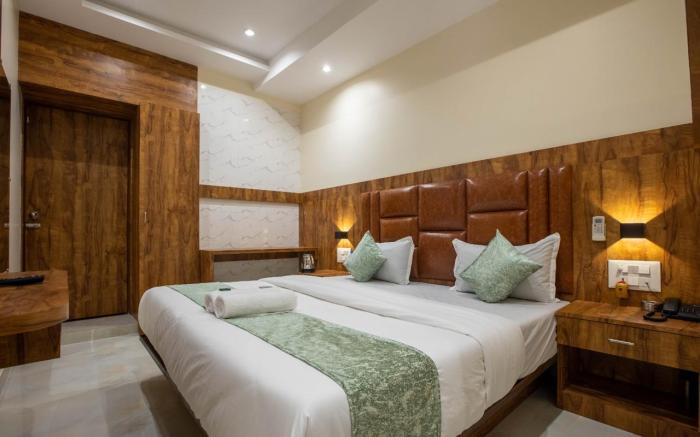 Hotel Heraa International Grant Road, Mumbai