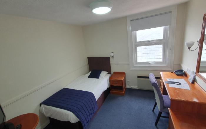 Alton House Hotel