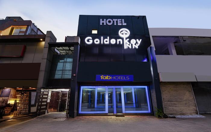 FabHotel Golden Key Inn, Rajouri Garden