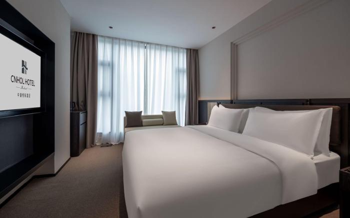 CNHOL RADIENT HOTEL (Shenzhen International Convention and Exhibition Center Branch)