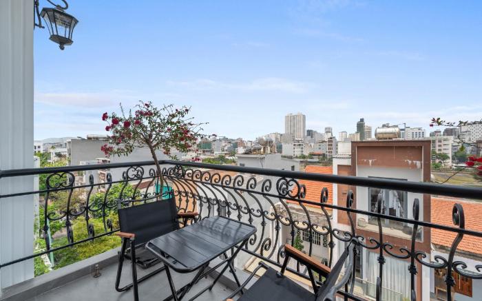 Eleva Apartment