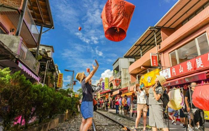 Together 相聚 Taipei Main Station FreeWiFi