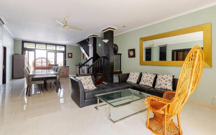 4BR lingkar suite 888 