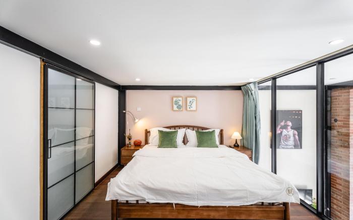 Shanghai Hills & XING 1729 Family Homestay