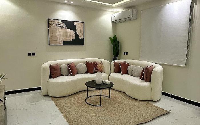 #130 Wonderful Rooms  with Outdoor Session