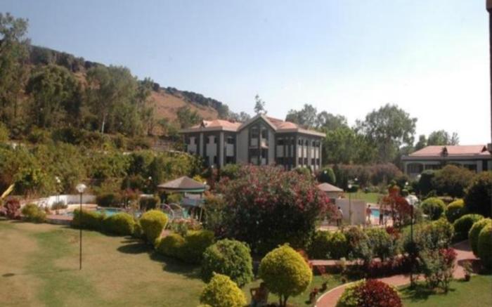 Aveda Blue Country Resort