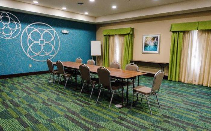 Holiday Inn Express Hotel & Suites Temple-Medical Center Area By IHG