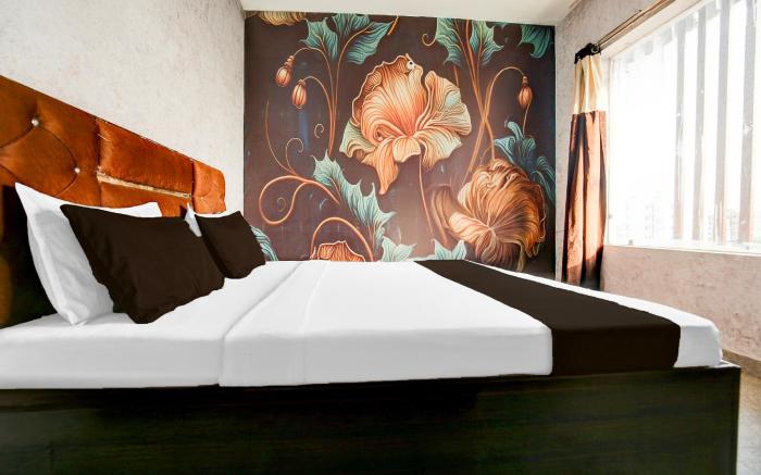 Hotel O EB Hotel