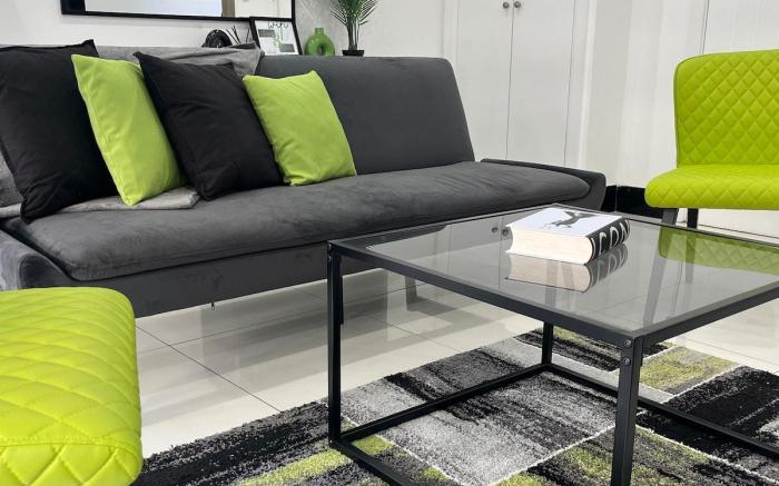 Urban 2 Bed Oasis Croydon, Sleeps 6