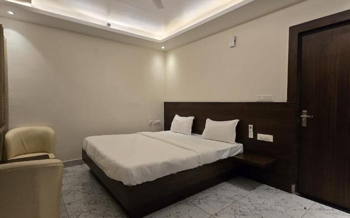 Crystal Suites