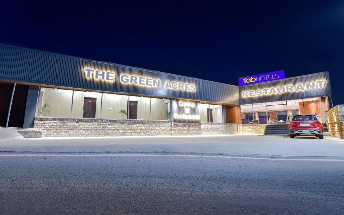 FabHotel Green Acres