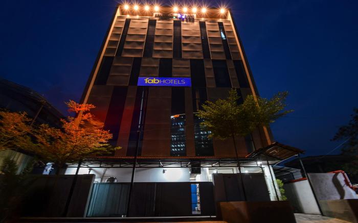 Fabhotel Unnam- Nr. Amazon Hyderabad Campus, Financial District, Gachibowli