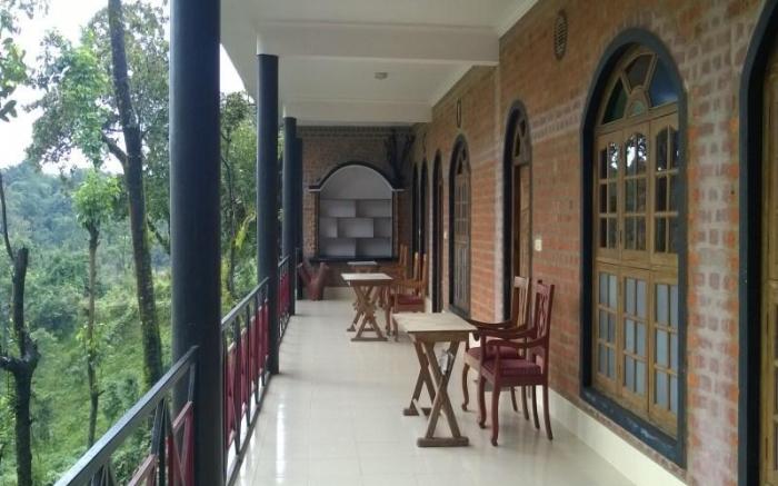 Capitol Village Resort