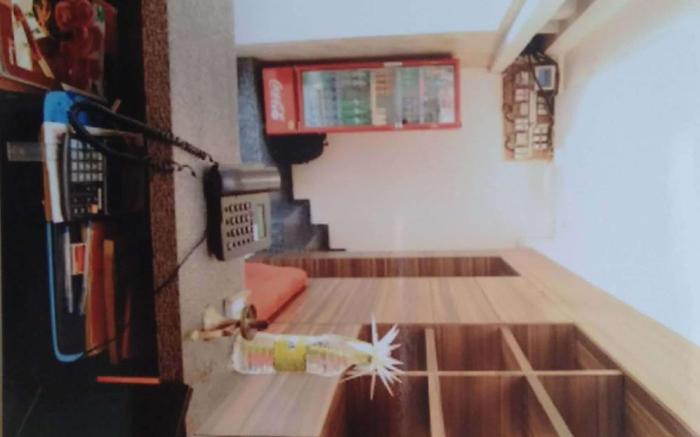 Rajhuns Deluxe Lodging