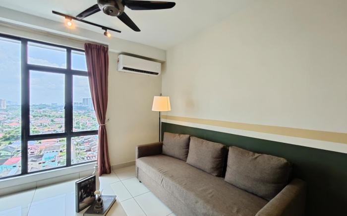 One Tebrau, Rosewood by Antlerzone
