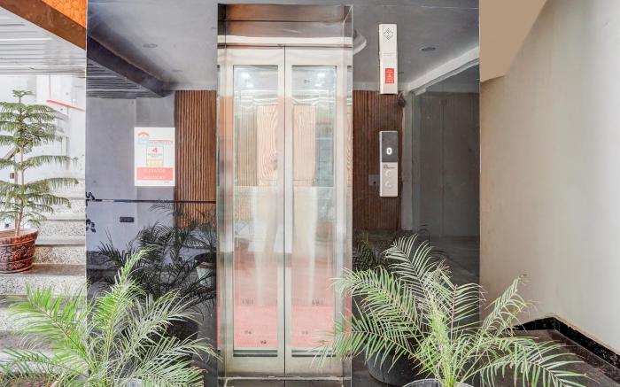 Collection O Ram Mandir Ayodhya Formerly Hotel Aarambh