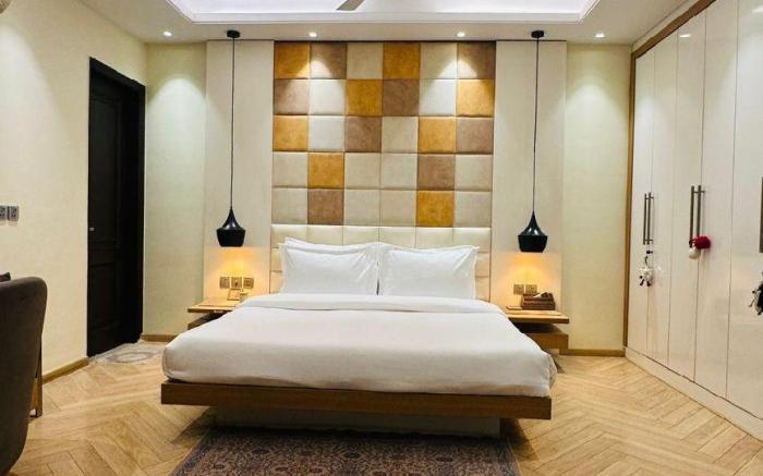 3BHK Studio Apartment - Luxe Stays by JPM