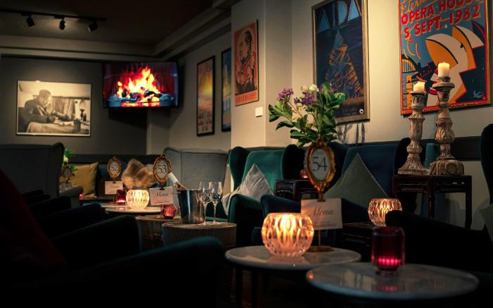 The Oriana Orange - Retro Hotel & Resort