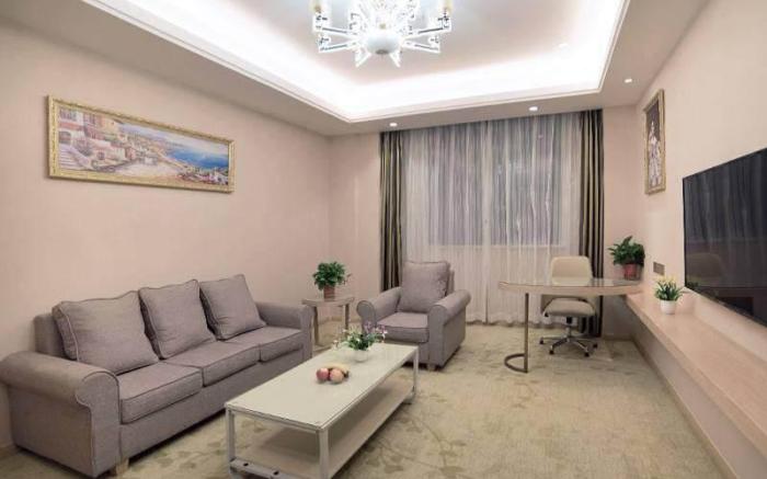 Vienna International Hotel Xinyang Railway Station Tianrun Plaza