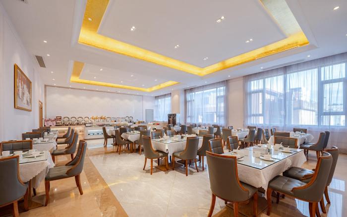 Vienna International Hotel Guangdong Dongguan Qishi Center