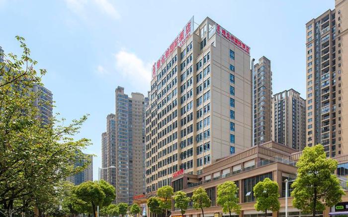 Vienna International Hotel Guizhou Guiyang Xiaohe Changjiang Road Metro Station