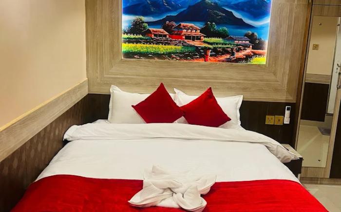 Smera's Serenity Hotel