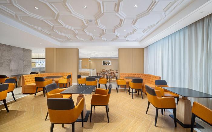 Vienna International Hotel Haikou East High-Speed Railway Station Wuyue Plaza