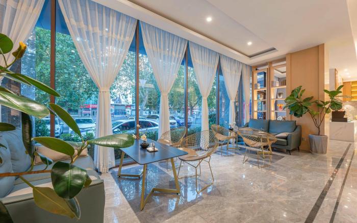 Magnotel Zibo Yinzuo Plaza West 6th Road