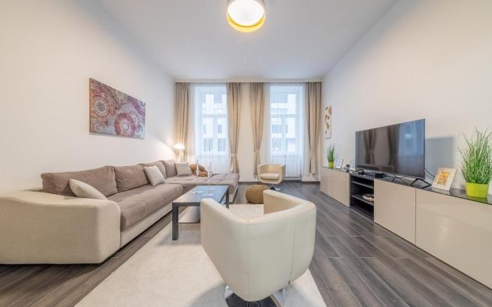 Lola - 2 bedrooms spacious apartment by the Danube