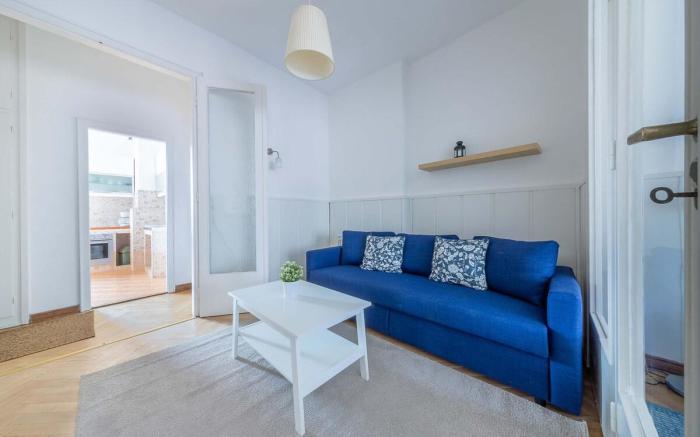 Brand new Fakés-Two balconies above the citycenter