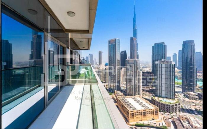 Paramount Midtown