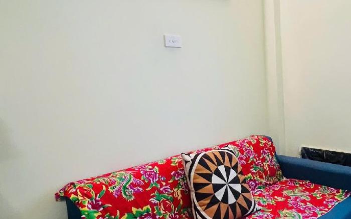Studio giường và cửa sổ lớn 