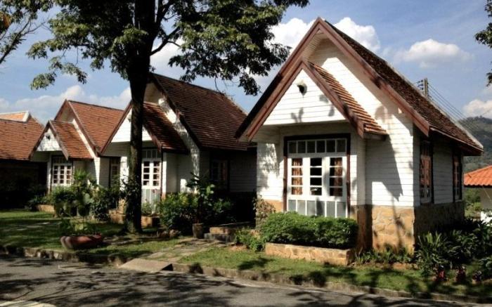 Khao Yai Country Hill Resort