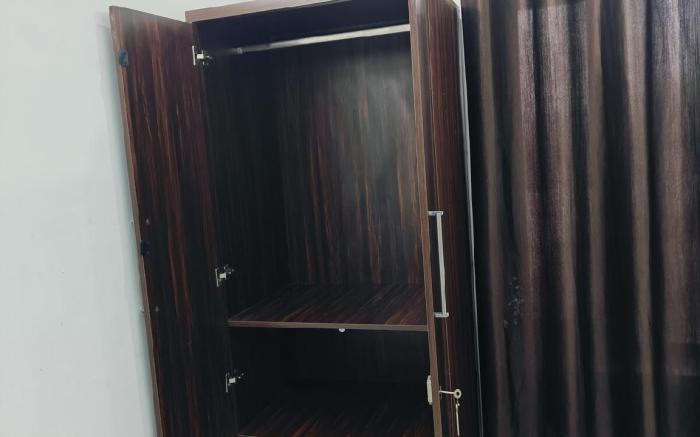 Affordable Non-AC Room Near IIM College