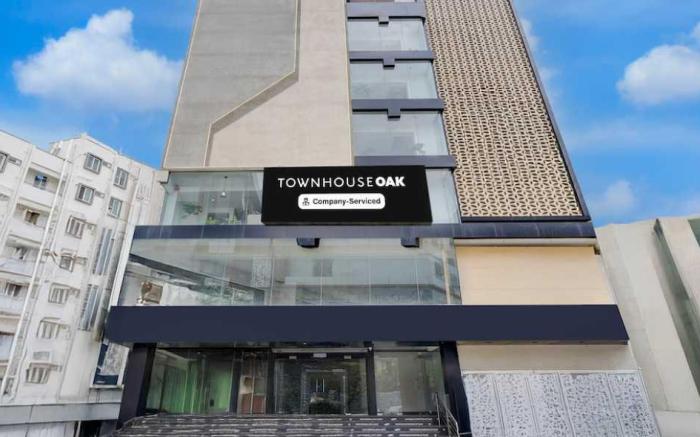 POP 83574B Townhouse Oak Kalyanpur