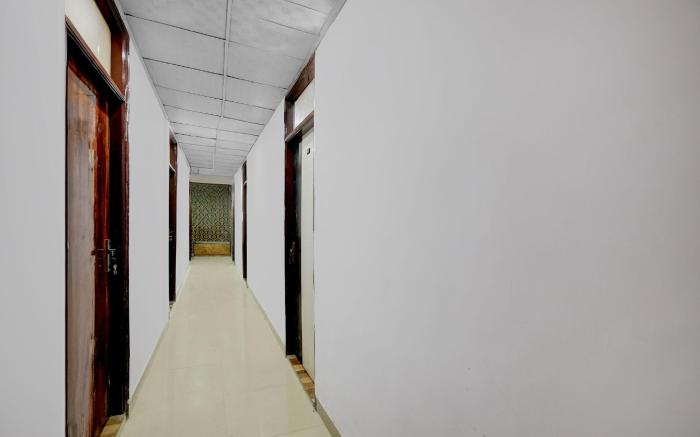 Hotel O Lotus Inn