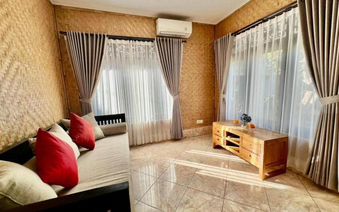 Tiga Naga Villa, Sanur