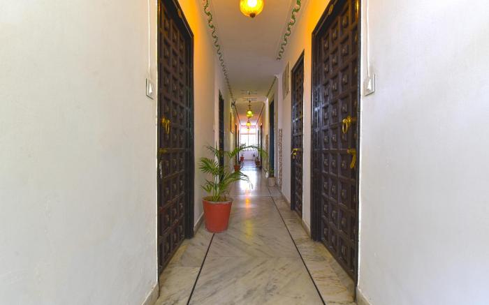 Hotel Mahima Heritage near Fateh Sagar Lake