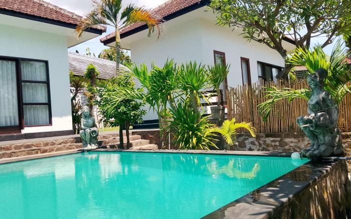 Lovina Villa Cinta