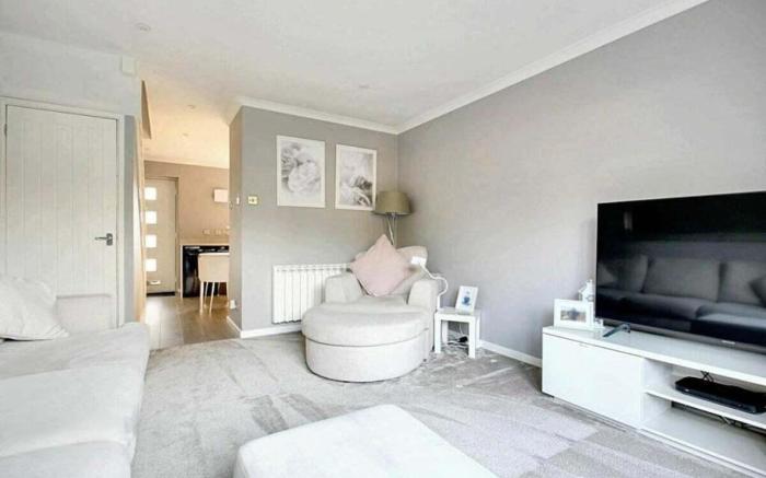 Home in Hertfordshire